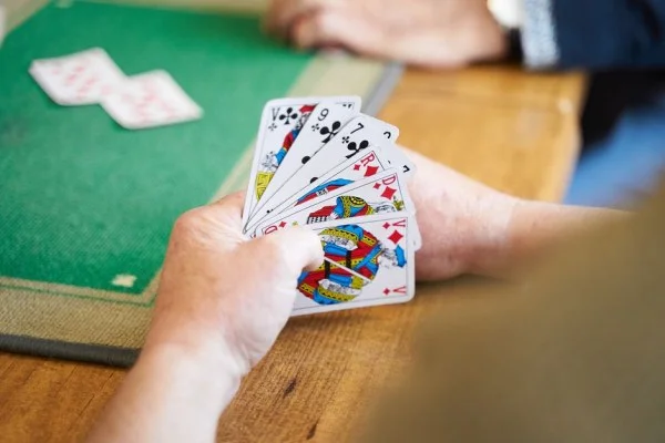 中国桥牌队世界锦标赛夺冠 智力竞技再添世界冠军奖杯